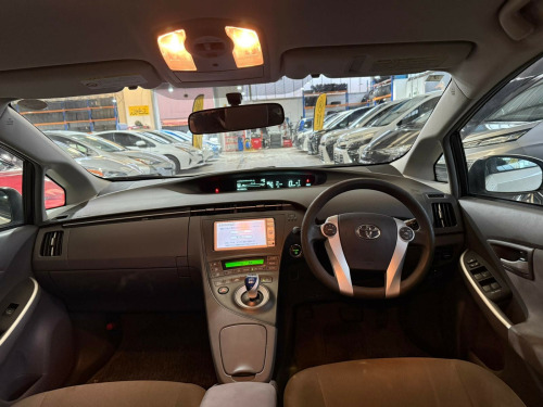 Toyota Prius  1790 