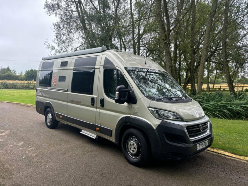 Ford Campscout  Fixed single beds 