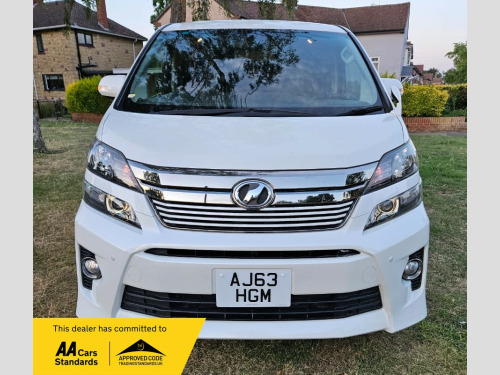 Toyota Vellfire  GOLDEN EYES-2.4L PETROL-FULLY UPGRADED-ULEZ/CAZ PASS-FREE 18MONTHS GOLD WAR
