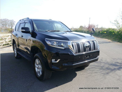 Toyota Land Cruiser  2.8D Invincible Auto 4WD Euro 6 (s/s) 5dr (7 Seat)