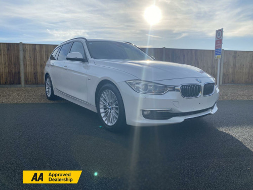 BMW 3 Series  2.0 320i Luxury Touring Auto Euro 6 (s/s) 5dr 