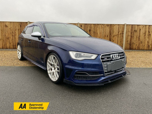 Audi S3  2.0 TFSI Sportback S Tronic quattro Euro 6 (s/s) 5dr 