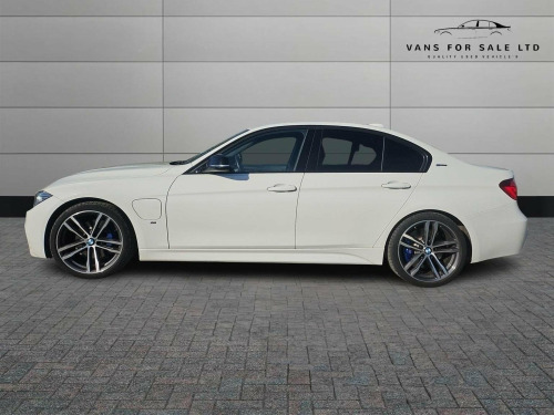 BMW 3 Series  2.0 330e 7.6kWh M Sport Shadow Edition Auto Euro 6 (s/s) 4dr