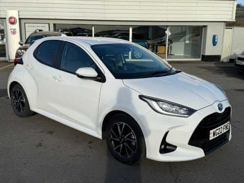 Toyota Yaris  Design Hev Cvt