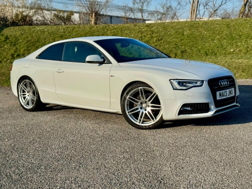 Audi A5  2.0 TFSI Black Edition S Tronic quattro Euro 5 (s/s) 2dr