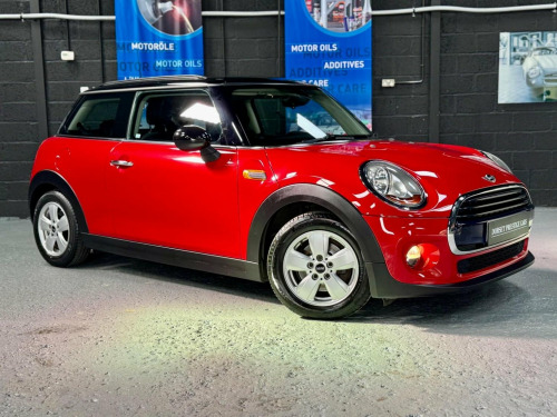 MINI Hatch  1.5 Cooper Auto Euro 6 (s/s) 3dr