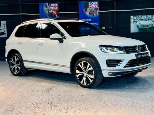 Volkswagen Touareg  3.0 TDI V6 BlueMotion Tech R-Line Tiptronic 4WD Euro 6 (s/s) 5dr