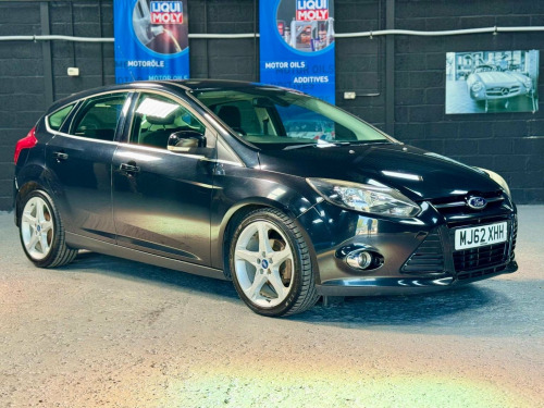 Ford Focus  1.6 TDCi Titanium Euro 5 (s/s) 5dr