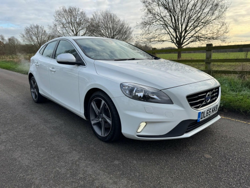 Volvo V40  2.0 T2 R-Design Euro 6 (s/s) 5dr