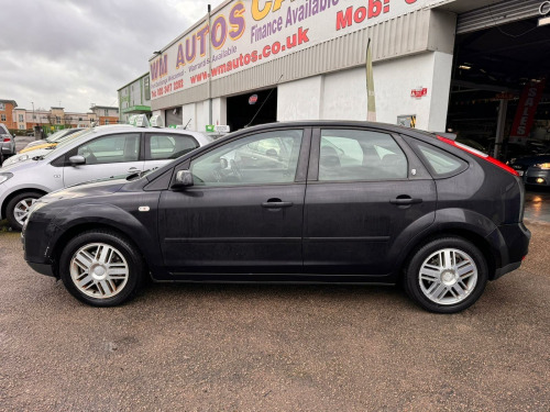 Ford Focus  2.0 Ghia 5dr