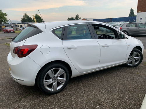 Vauxhall Astra  1.4 16v SRi Euro 5 5dr