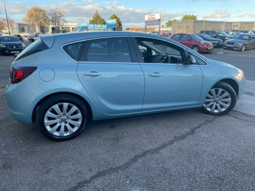 Vauxhall Astra  2.0 CDTi Elite Auto Euro 5 5dr