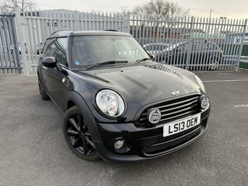 MINI Clubman  2.0 Cooper D Estate 5dr Diesel Auto Euro 5 (112 ps