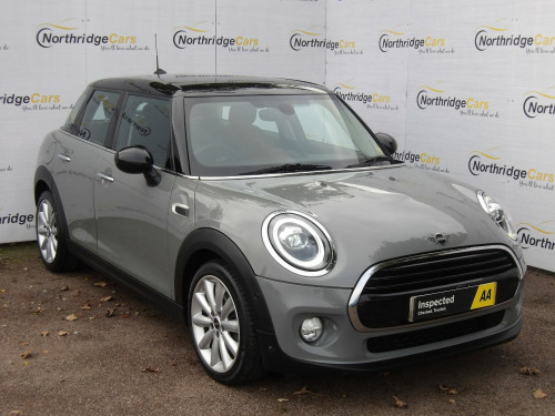 MINI Hatchback  1.5 Cooper Classic II 5dr Full BMW Service History