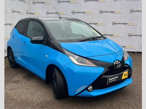 Toyota AYGO  1.0 VVT-i X-Cite 2 5dr x-shift Full Toyota Service History