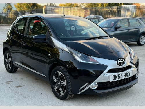 Toyota AYGO  1.0 VVT-i x-clusiv Hatchback 5dr Petrol Manual Euro 5 Euro 5 (68 ps)