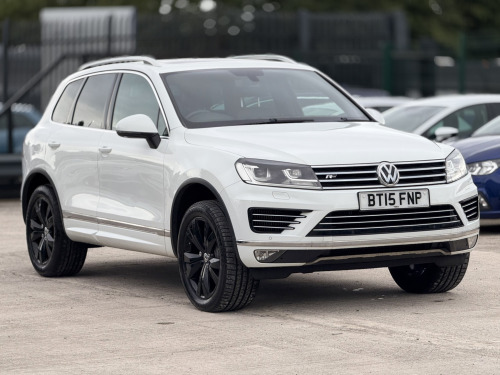 Volkswagen Touareg 3.0 TDI V6 BlueMotion Tech R-Line SUV 5dr Diesel Tiptronic 4WD Euro 6 (s/s)