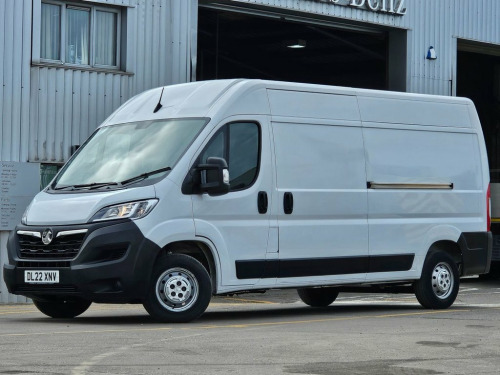 Vauxhall Movano  2.2 CDTi 3500 BiTurbo Dynamic Panel Van 5dr Diesel