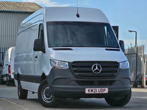 Mercedes-Benz Sprinter  2.0 315 CDI Progressive Panel Van 5dr Diesel Manua