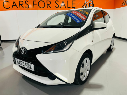 Toyota AYGO  1.0 VVT-i X-Play 5dr, ONLY 2 LOCAL OWNERS, BLUETOOTH