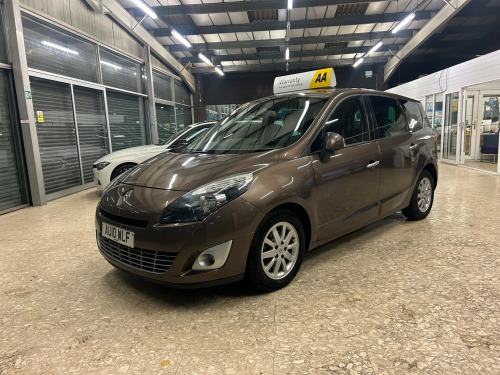 Renault Grand Scenic  PRIVILEGE VVT 5-Door