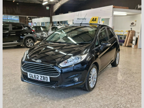 Ford Fiesta  TITANIUM 5-Door