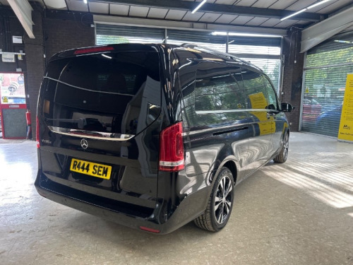 Mercedes-Benz V-Class V220 V220 BLUETEC SPORT 5-Door