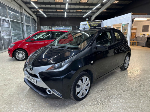 Toyota AYGO  1.0 VVT-i x-play Hatchback 5dr Petrol Manual Euro 6 (68 ps)