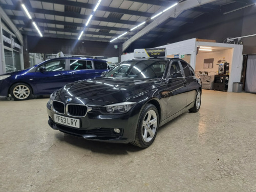 BMW 3 Series  2.0 320d SE Saloon 4dr Diesel Auto Euro 5 (s/s) (184 ps) 