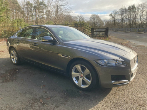 Jaguar XF  2.0d Portfolio Auto Euro 6 (s/s) 4dr