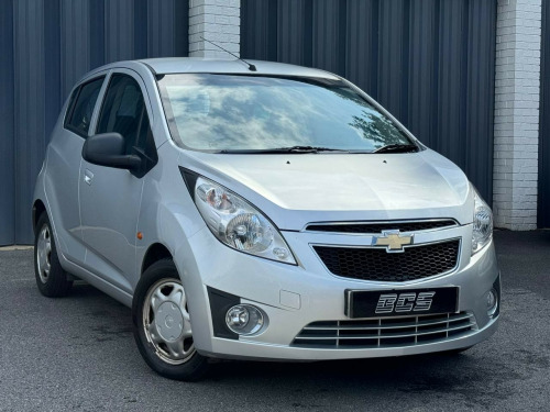 Chevrolet Spark  1.0i LS Hatchback 5dr Petrol Manual Euro 5 (68 ps)