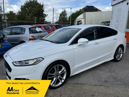 Ford Mondeo  2.0 TDCi Titanium Euro 6 (s/s) 5dr