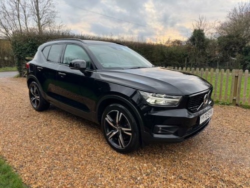 Volvo XC40  1.5h T4 Recharge 10.7kWh R-Design Auto Euro 6 (s/s) 5dr