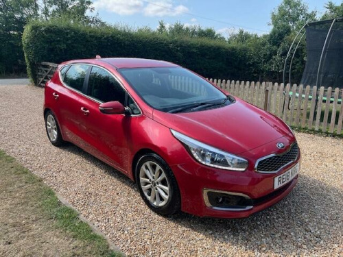 Kia ceed  1.6 GDi 2 Euro 6 (s/s) 5dr