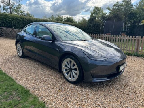 Tesla Model 3  (Dual Motor) Long Range Auto 4WDE 4dr