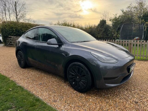 Tesla Model Y  Auto RWD 5dr
