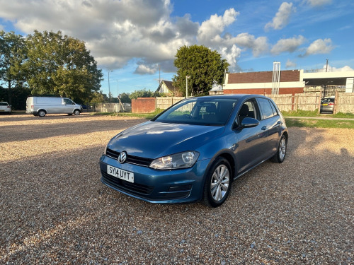 Volkswagen Golf  1.6 TDI BlueMotion Tech SE Hatchback 5dr Diesel DSG Euro 5 (s/s) (105 ps)