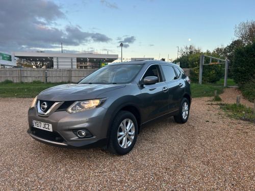 Nissan X-Trail  1.6 dCi Acenta SUV 5dr Diesel Manual Euro 6 (s/s) (130 ps)