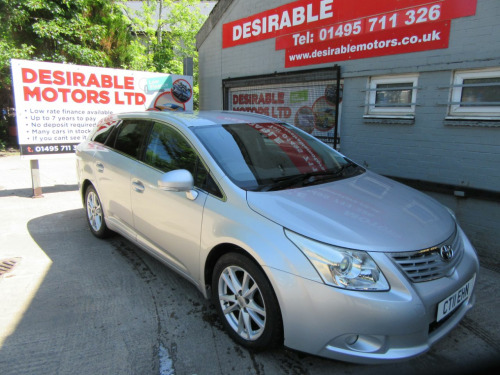 Toyota Avensis  2.0 D-4D TR Nav 5dr