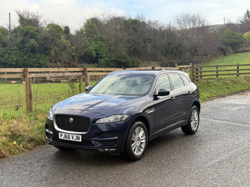 Jaguar F-PACE  2.0d Portfolio 5dr Auto AWD