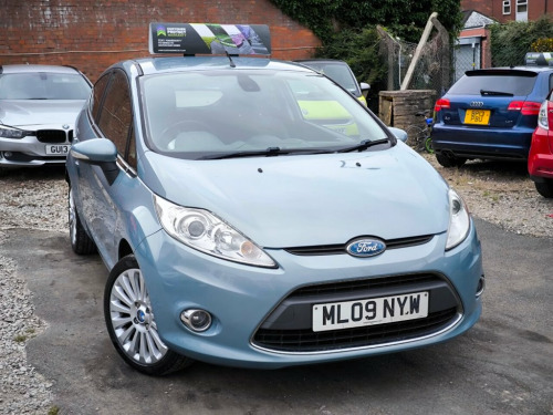 Ford Fiesta  1.4 TITANIUM 3d 96 BHP Low Miles_Long MOT_1.4L_Pet