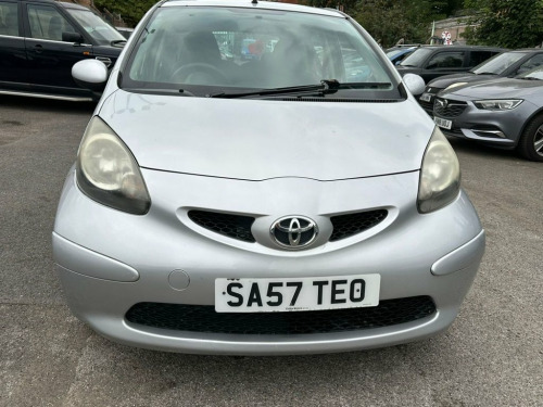 Toyota AYGO  1.0 VVT-i + Hatchback 5dr Petrol MultiMode Euro 4 