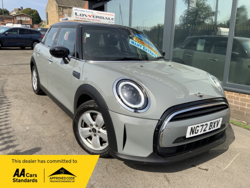 MINI Hatchback  1.5 Cooper Classic 5dr