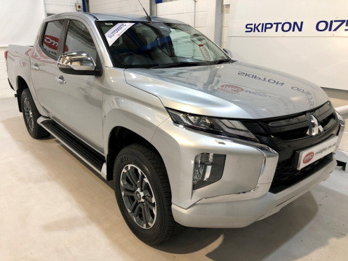 Mitsubishi L200  DI-D DC Barbarian