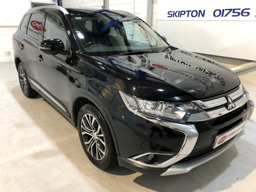 Mitsubishi Outlander DI-D 3