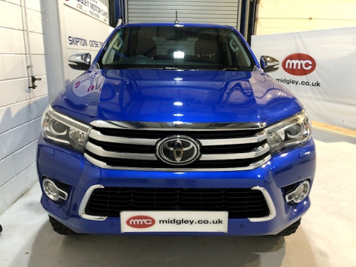 Toyota Hi-Lux D-4D Invincible X