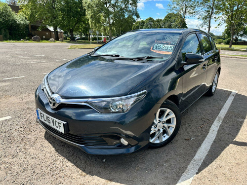 Toyota Auris  1.6 D-4D Business Edition