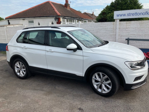 Volkswagen Tiguan  1.5 TSI EVO S