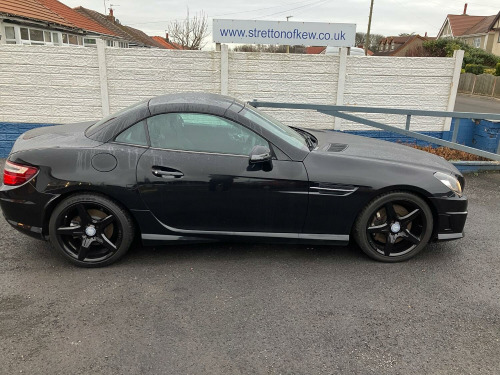 Mercedes-Benz SLK SLK200 1.8 SLK200 BlueEfficiency AMG Sport