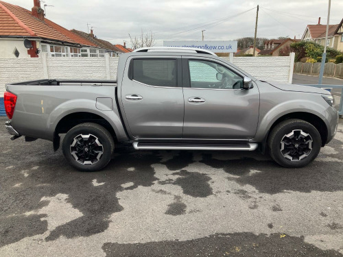 Nissan Navara  2.3 dCi Tekna